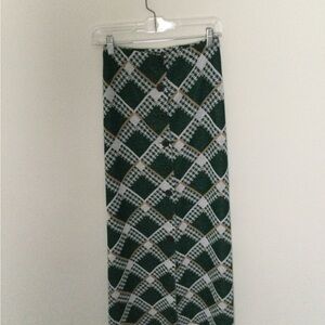 Chic Checkered Knit Sweater